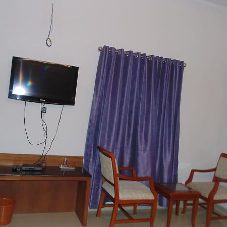 Premier House Hotel Thiruvananthapuram ภายนอก รูปภาพ