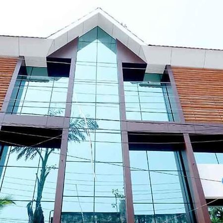 Premier House Hotel Thiruvananthapuram ภายนอก รูปภาพ